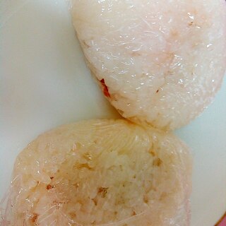 鮭梅酢と生姜味噌マヨおにぎり